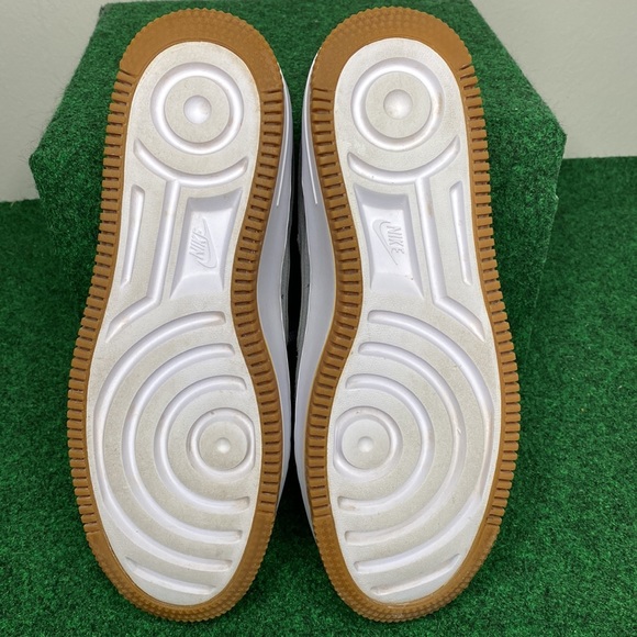 Nike Air Force 1 Sage Low Cool Grey 2019 Size 9 no original box with replacement - Picture 3 of 9